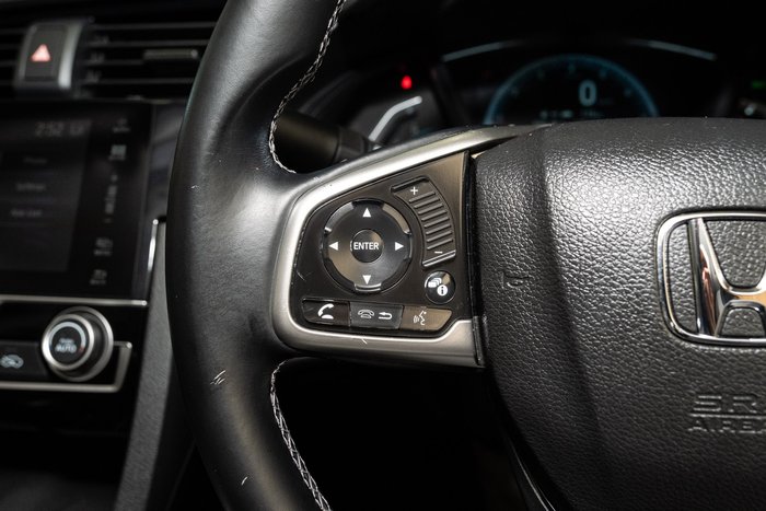 2017 HONDA CIVIC VTi-S