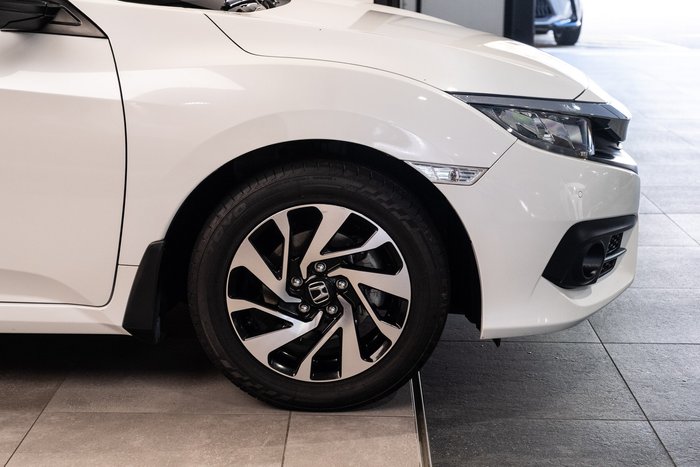 2017 HONDA CIVIC VTi-S