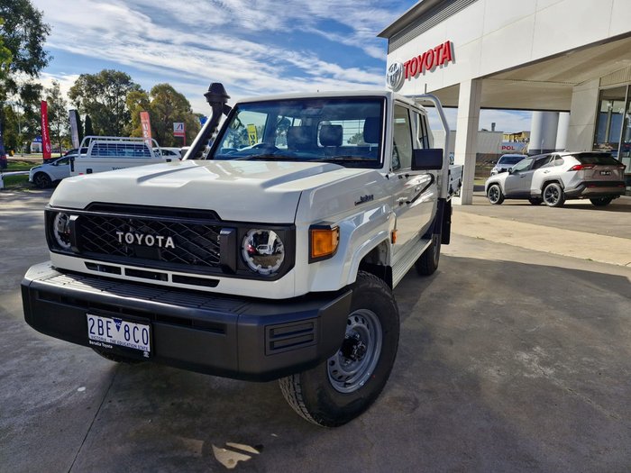 2024 Toyota LC Military Workmate 2.8L T Diesel Manual Dual Cab Chassis 7205360 001 French Vanilla
