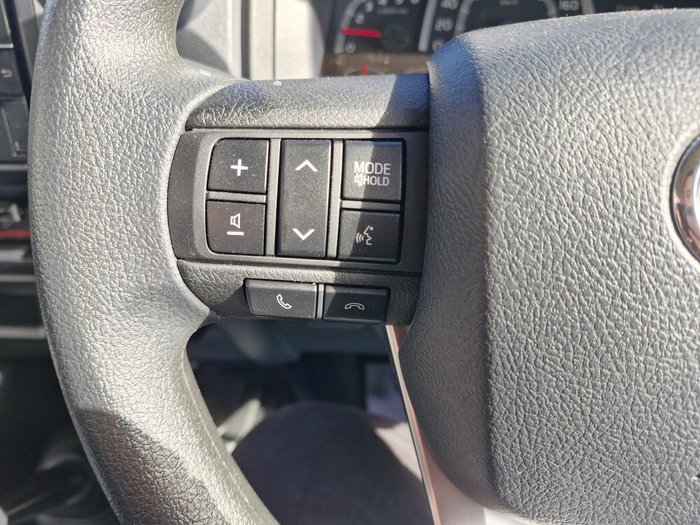 2024 Toyota LC Military Workmate 2.8L T Diesel Manual Dual Cab Chassis 7205360 001 French Vanilla