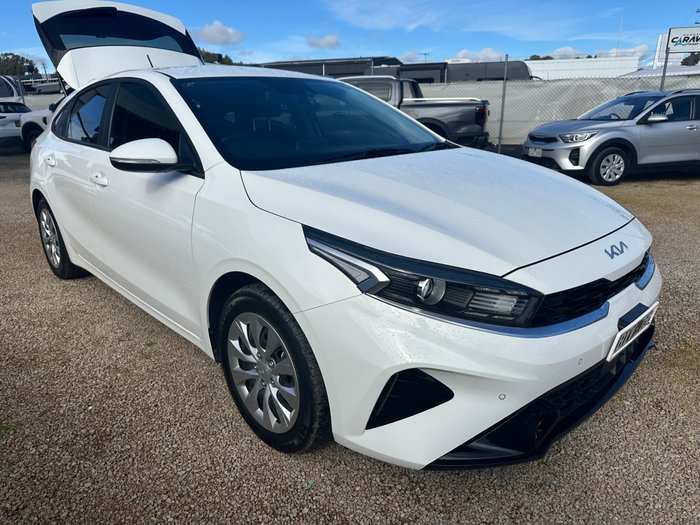 2022 Kia Cerato S BD MY22 CLEAR WHITE