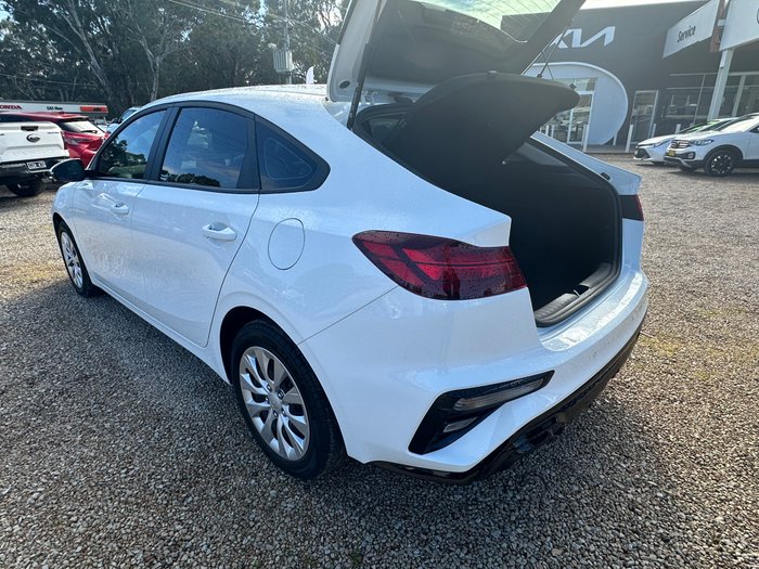 2022 Kia Cerato S BD MY22 CLEAR WHITE