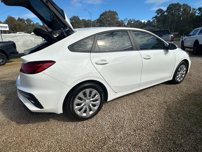 2022 Kia Cerato S BD MY22 CLEAR WHITE