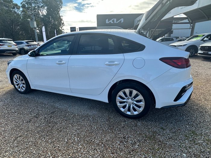 2022 Kia Cerato S BD MY22 CLEAR WHITE