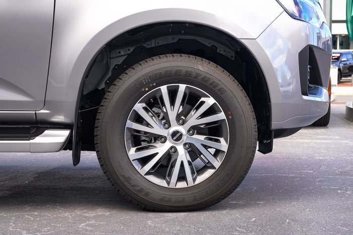 2024 Isuzu D-MAX LS-U+