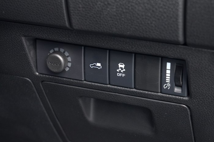 2024 Isuzu D-MAX LS-U+