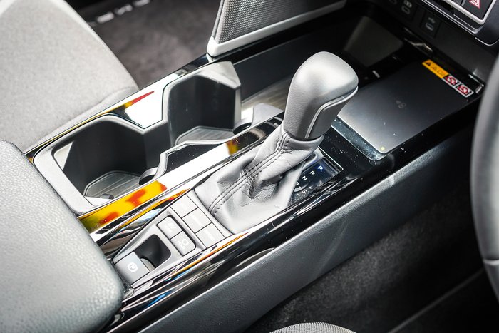 2025 Toyota CAMRY HYBRID Ascent Sport