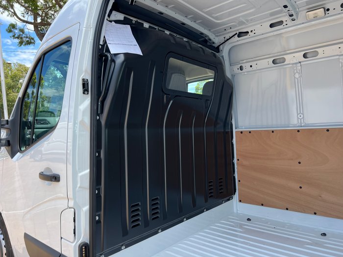 2024 Renault Master MY25 MWB Pro Automatic