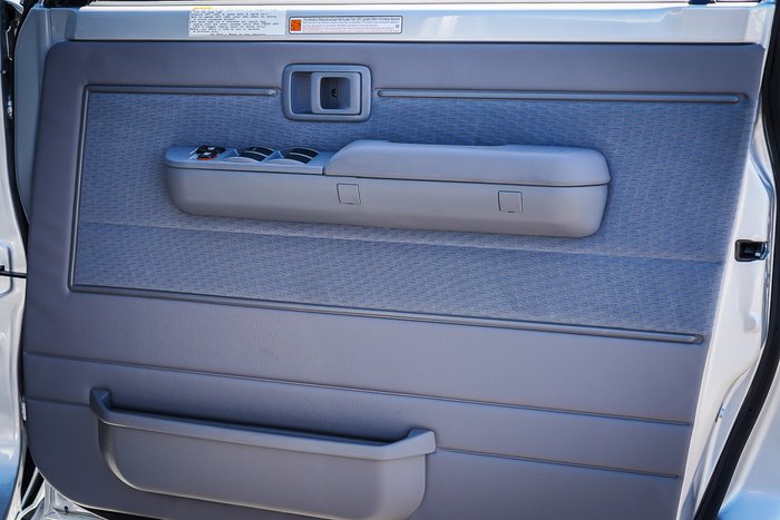 2025 Toyota LC MILITARY GXL