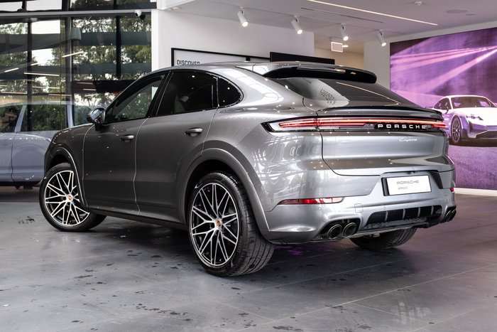 2025 Porsche Cayenne