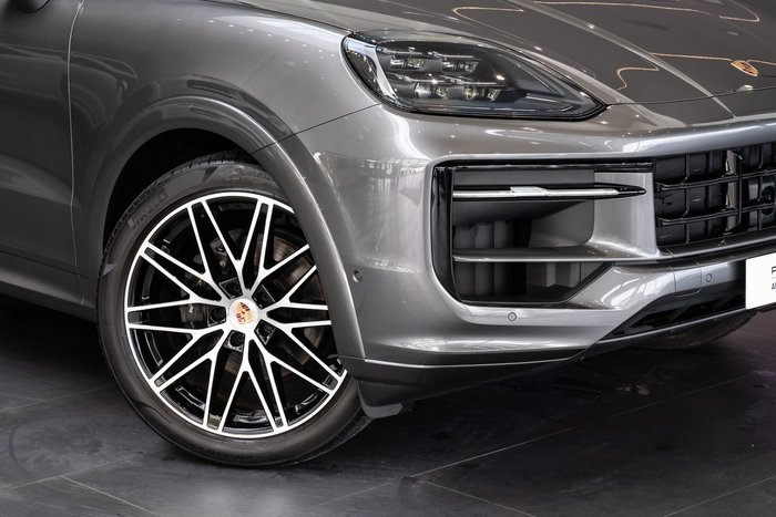 2025 Porsche Cayenne