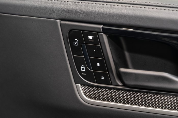 2025 Porsche Cayenne