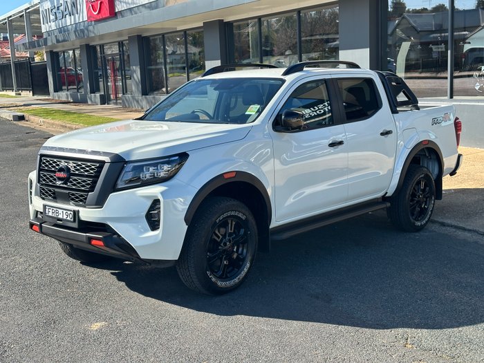 2024 NISSAN NP300 NAVARA PRO-4X