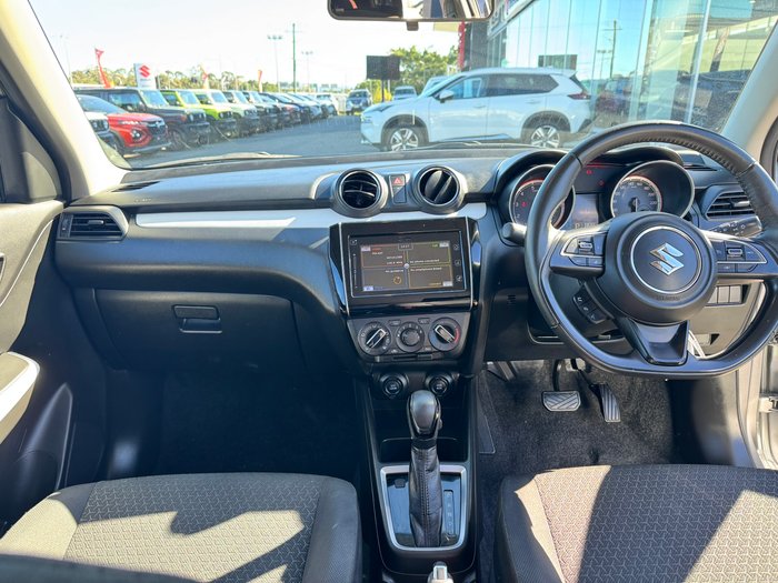 2023 SUZUKI SWIFT GL