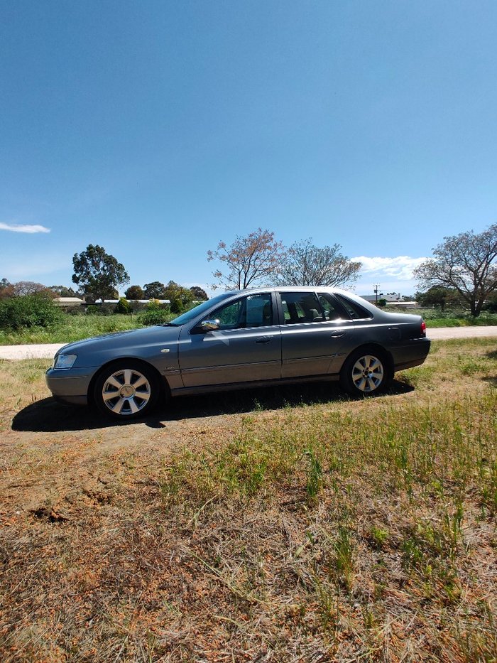 2005 Ford Fairlane