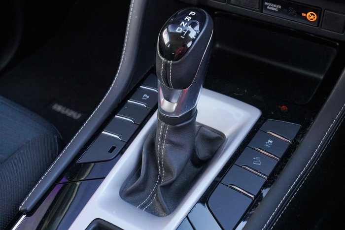2023 Isuzu MU-X LS-U