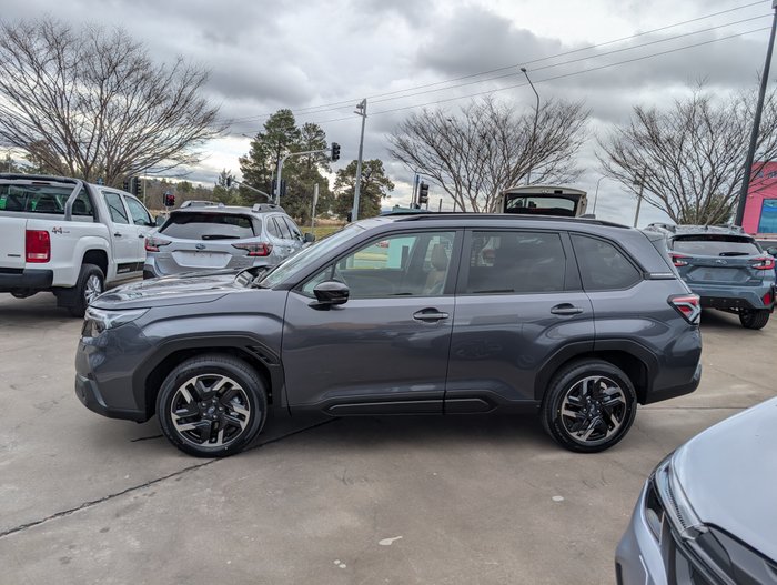 2025 Subaru Forester Touring