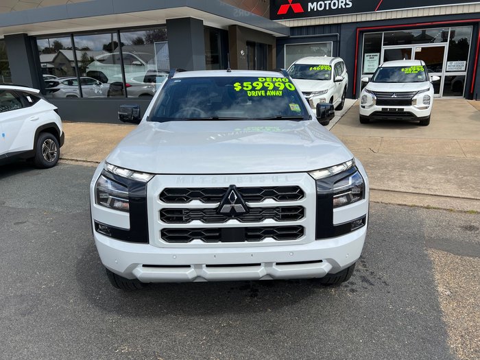 2025 MITSUBISHI TRITON GSR