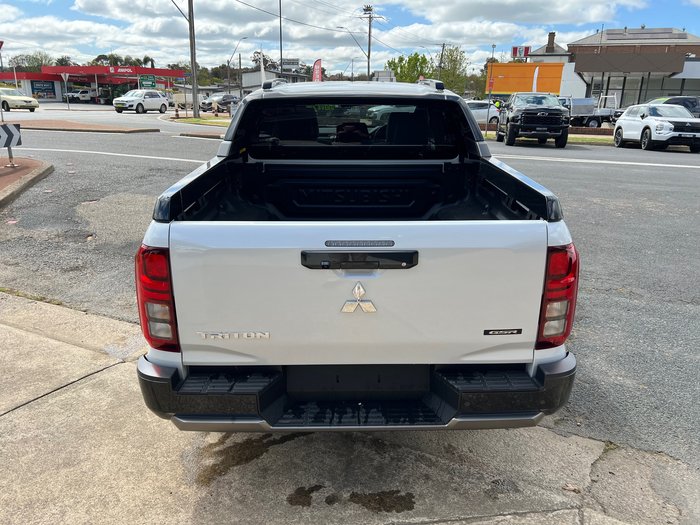 2025 MITSUBISHI TRITON GSR