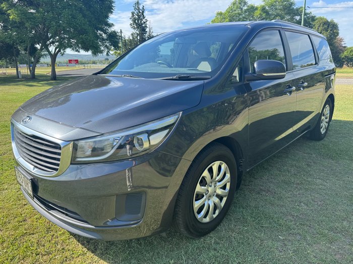 2016 KIA CARNIVAL S