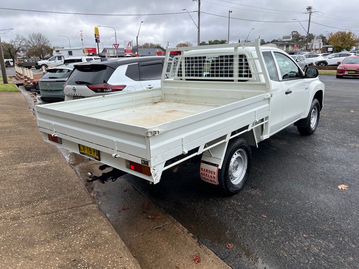 2020 MITSUBISHI TRITON GLX