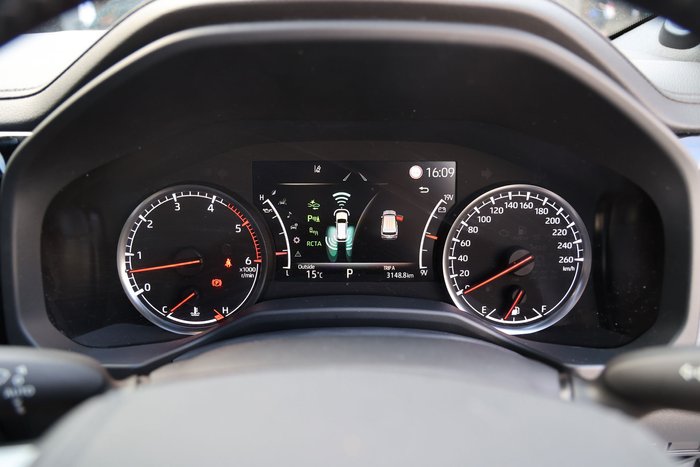 2023 TOYOTA LANDCRUISER LC300 SAHARA (4x4)