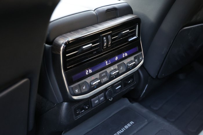 2023 TOYOTA LANDCRUISER LC300 SAHARA (4x4)