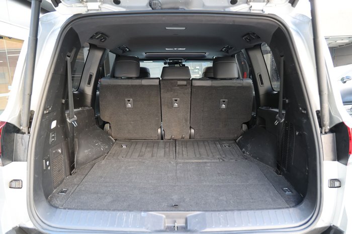 2023 TOYOTA LANDCRUISER LC300 SAHARA (4x4)