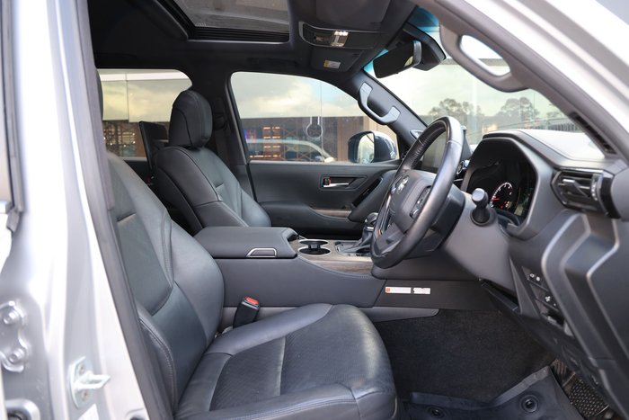 2023 TOYOTA LANDCRUISER LC300 SAHARA (4x4)