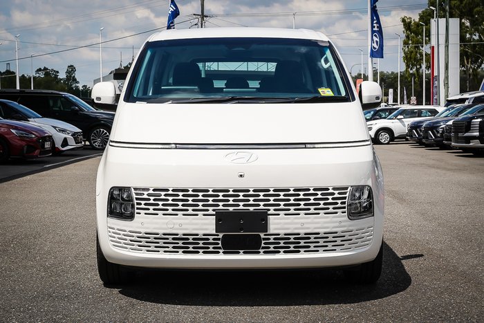 2025 Hyundai STARIA