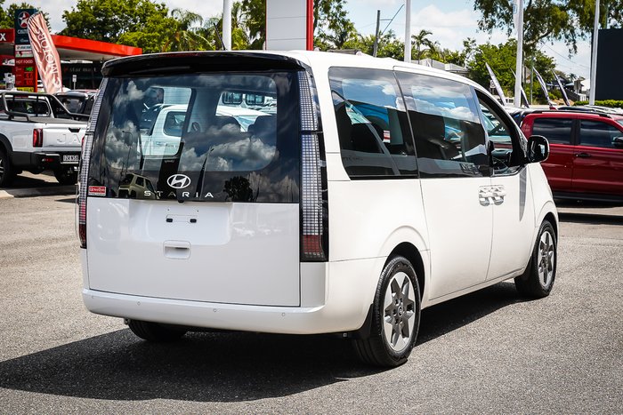 2025 Hyundai STARIA