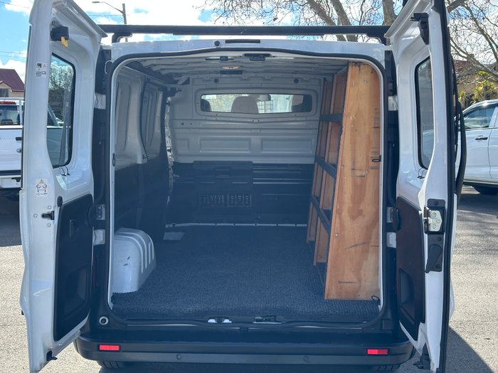 2023 RENAULT TRAFIC L2 LWB PREMIUM