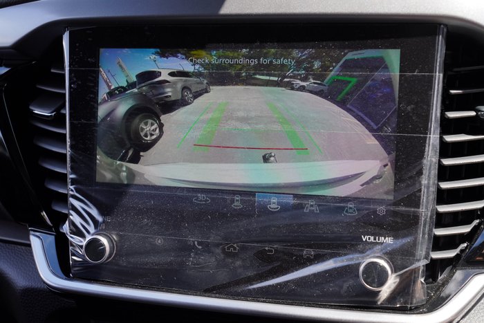 2025 Isuzu MU-X X-TERRAIN