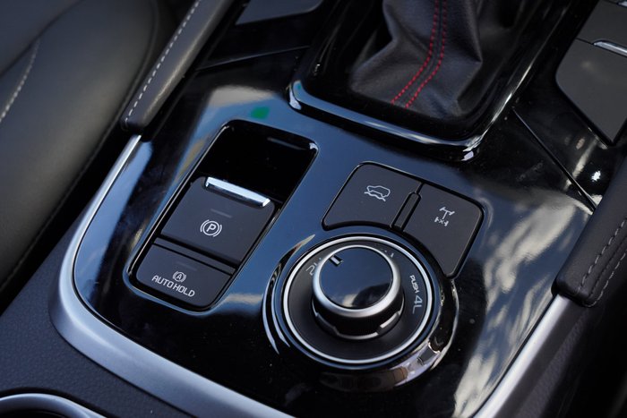 2025 Isuzu MU-X X-TERRAIN