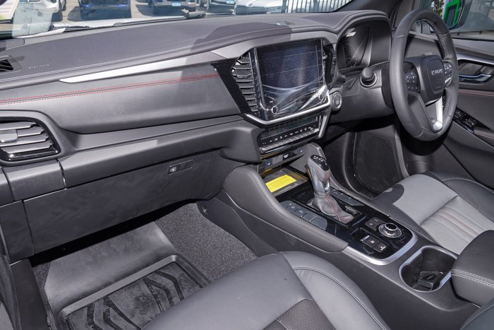 2025 Isuzu MU-X X-TERRAIN