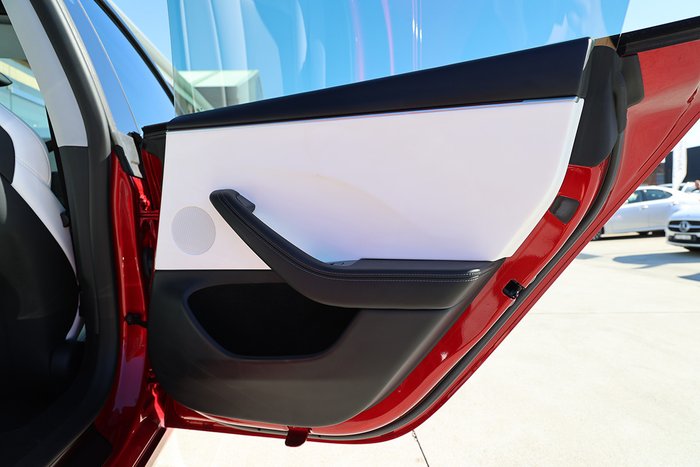 2024 TESLA MODEL 3 PERFORMANCE