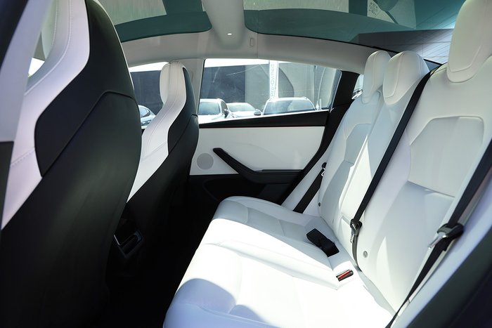 2024 TESLA MODEL 3 PERFORMANCE