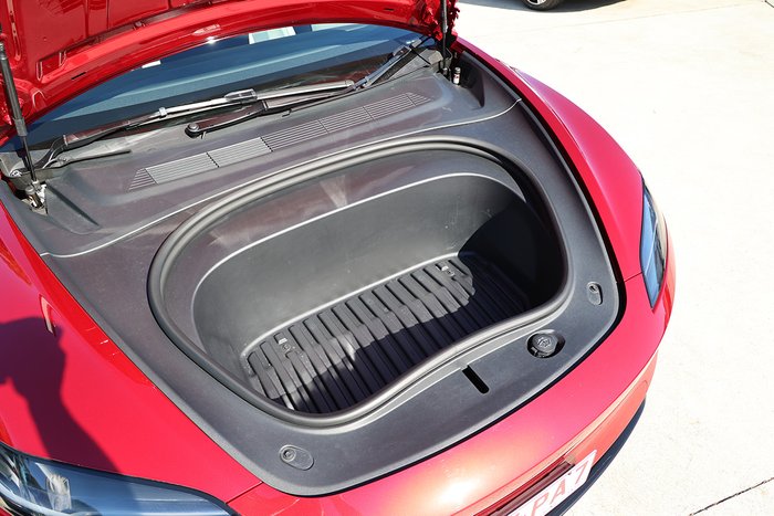 2024 TESLA MODEL 3 PERFORMANCE