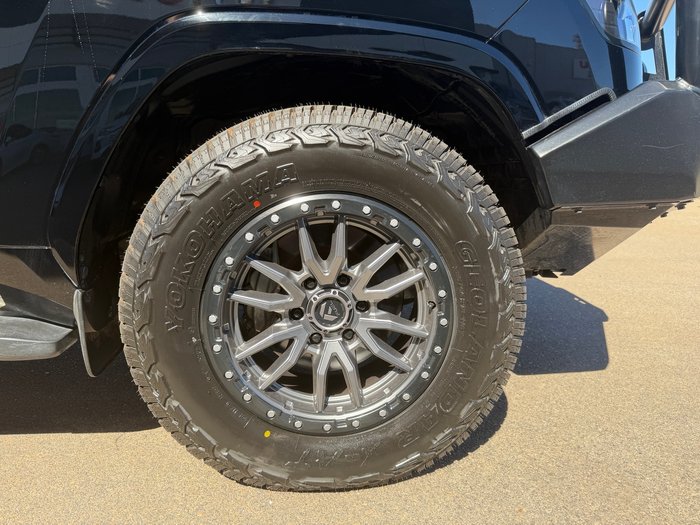 2022 Toyota LANDCRUISER GXL Black