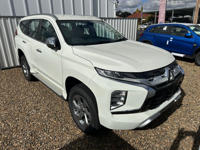 2024 MITSUBISHI PAJERO SPORT GLX