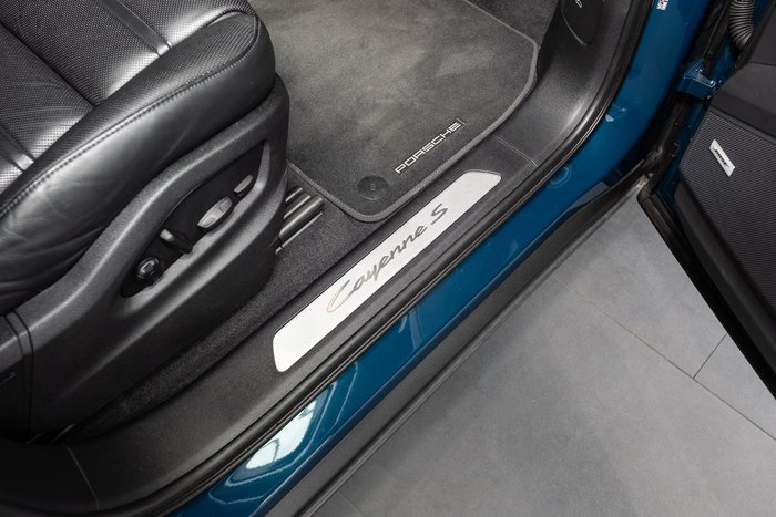 2023 Porsche Cayenne S E-Hybrid