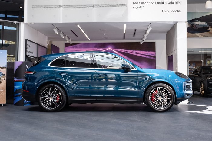 2023 Porsche Cayenne S E-Hybrid