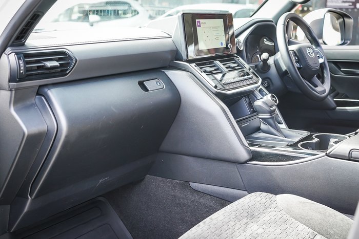 2025 Toyota LANDCRUISER GXL