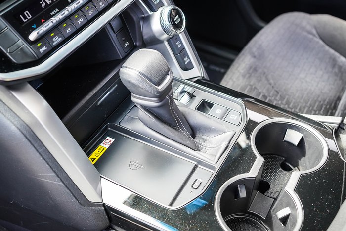 2025 Toyota LANDCRUISER GXL