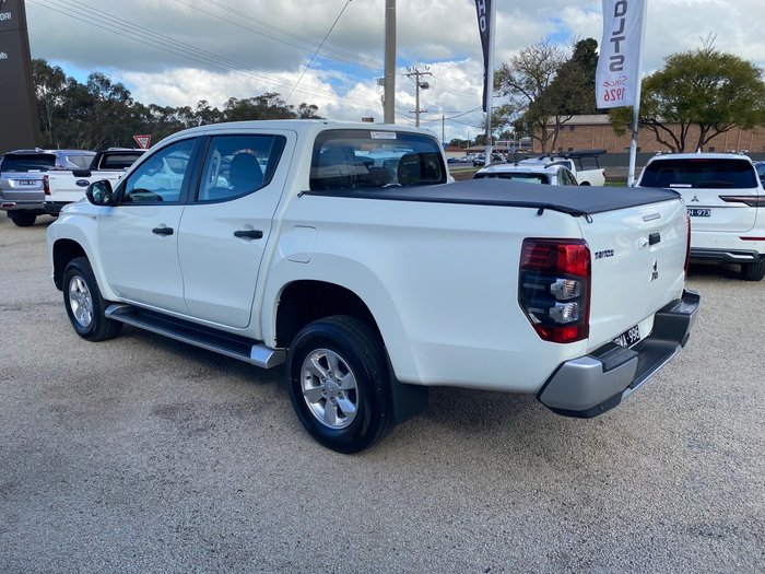 2021 MITSUBISHI Triton GLX+