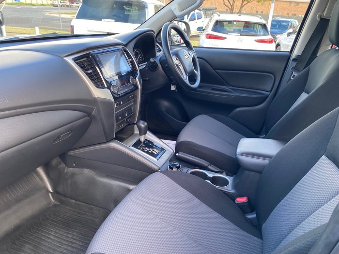 2021 MITSUBISHI Triton GLX+