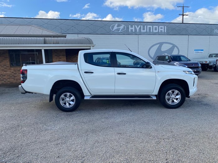 2021 MITSUBISHI Triton GLX+