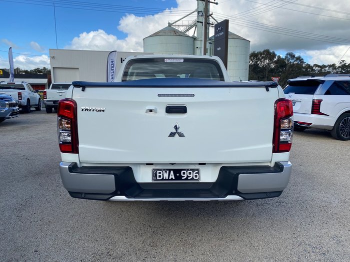 2021 MITSUBISHI Triton GLX+