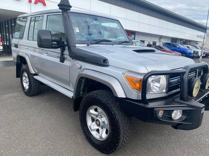 2014 TOYOTA LANDCRUISER GXL (4x4)