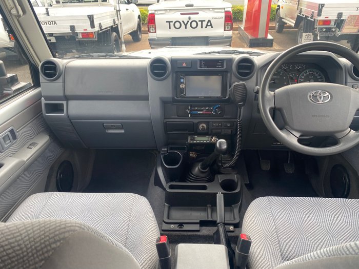 2014 TOYOTA LANDCRUISER GXL (4x4)